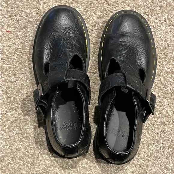 Vintage Dr. Martens Mary Jane Tooled Floral Black Leather Buckle Shoes Size 7 - Picture 2 of 12